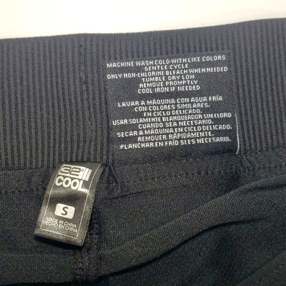 NWT 32 Degree Cool Womens Skort Skirt Shorts Pull On Stretch Athletic Black Sz S - Picture 9 of 15